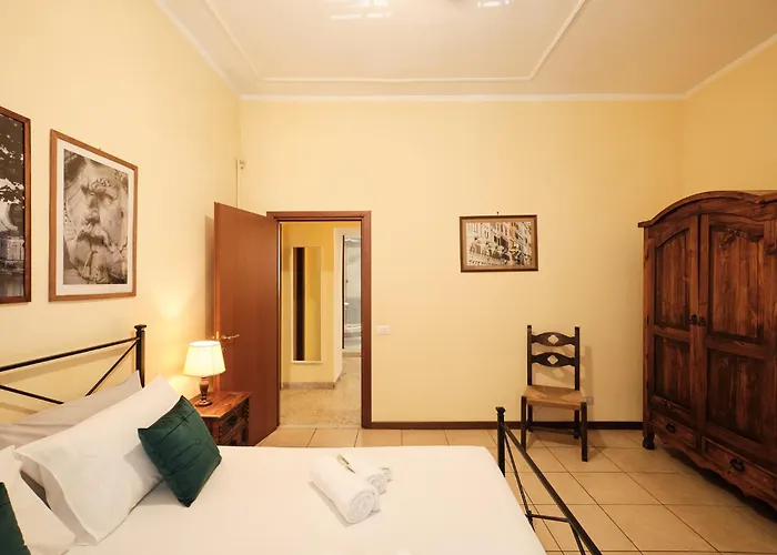 Colosseum 3 & 4 Bathrooms With Garden *