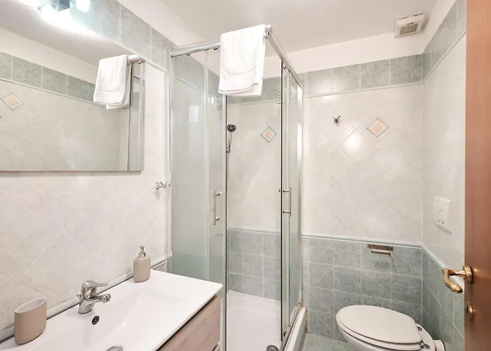 Colosseum 3 & 4 Bathrooms With Garden * Roma